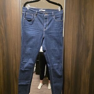 Levi's High Rise Super Skinny 720